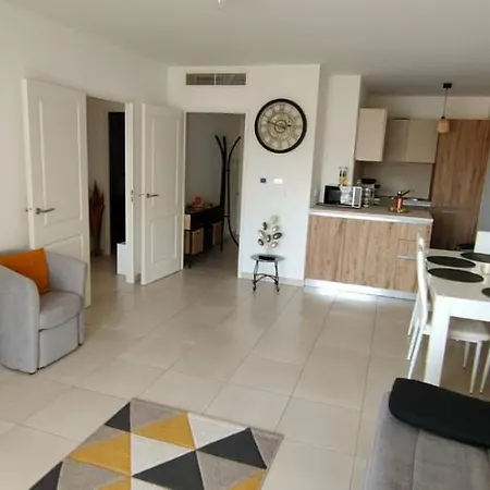 Seaside Palace Apartamento *